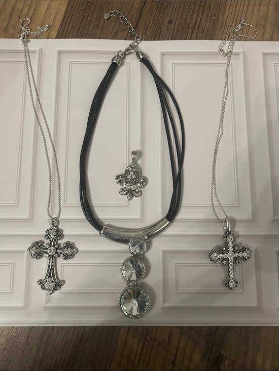 Jewelry - Silver-tone Crystal Cross & Fleur Pendant Necklace Set - Clear Rhinestones